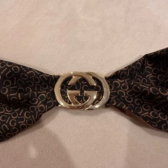 Gucci Reversible Neck Bow Bandeau with Removable GG RING. NEW WITH TAGS. - Picture 7 of 8